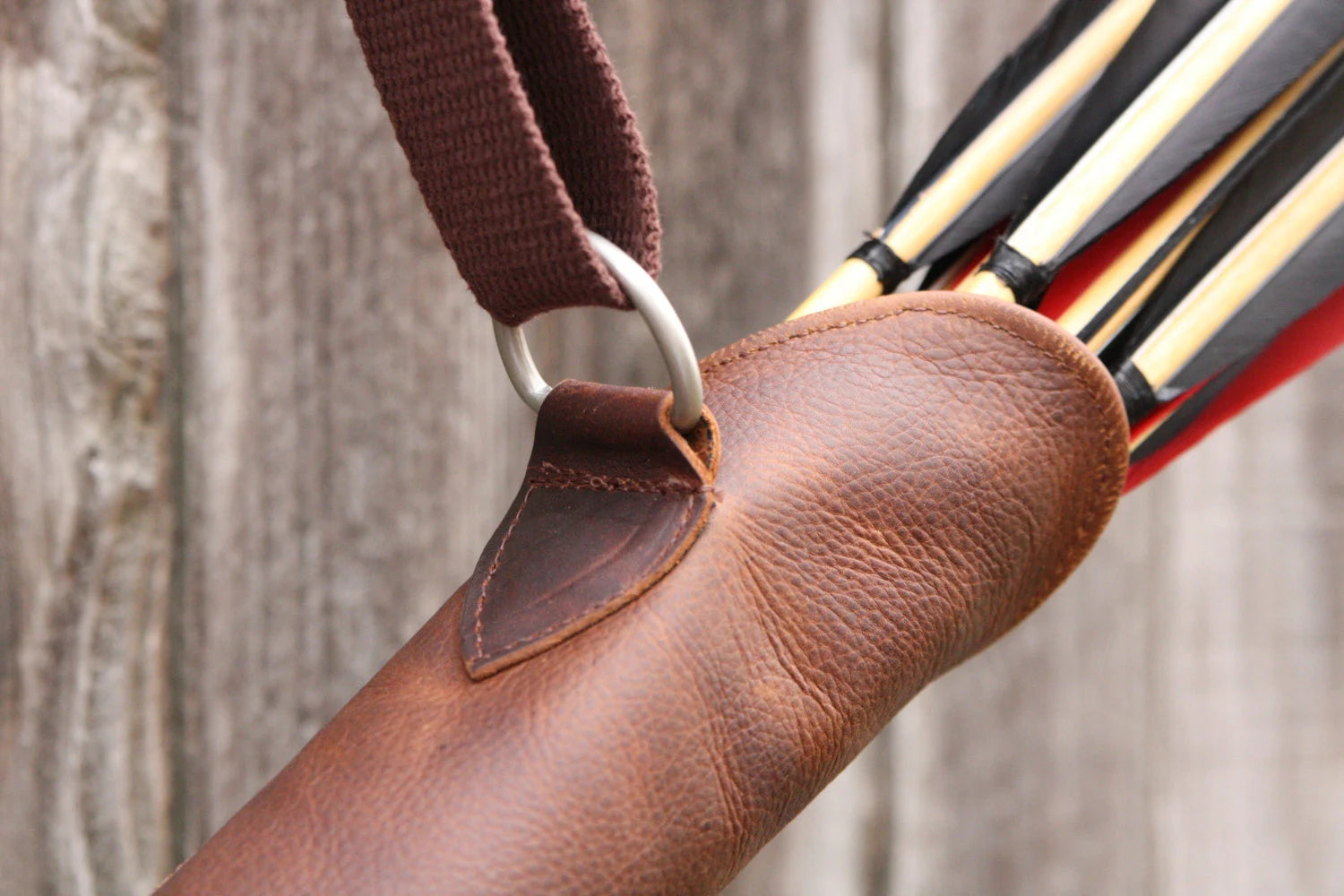 Brown Leather Quiver - Right Side Reverse Draw